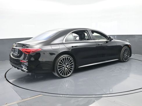 Used 2022 Mercedes-Benz S 580 4MATIC Sedan image 6