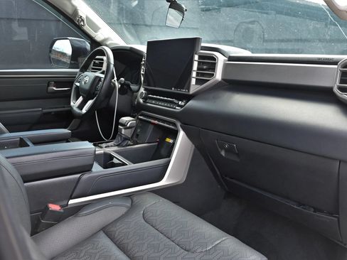 Used 2022 Toyota Tundra Limited RWD image 18