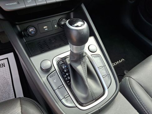 Certified 2023 Hyundai Kona Limited image 18