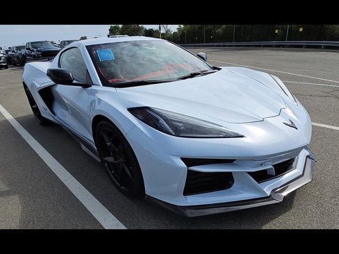 Used 2024 Chevrolet Corvette E-Ray AWD/4WD image 2