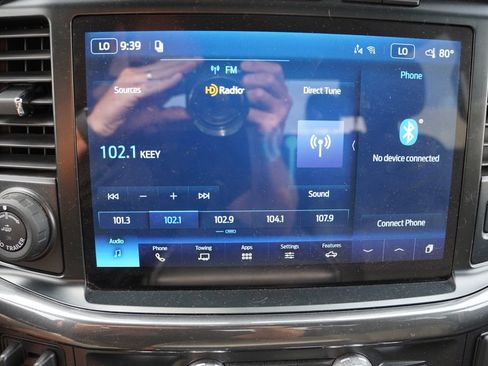Used 2022 Ford F150 XLT w/ Equipment Group 302A High AWD/4WD image 5