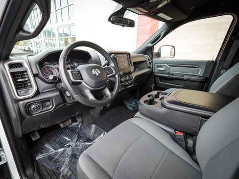 Used 2022 RAM 2500 Big Horn w/ Cold Weather Group image 12