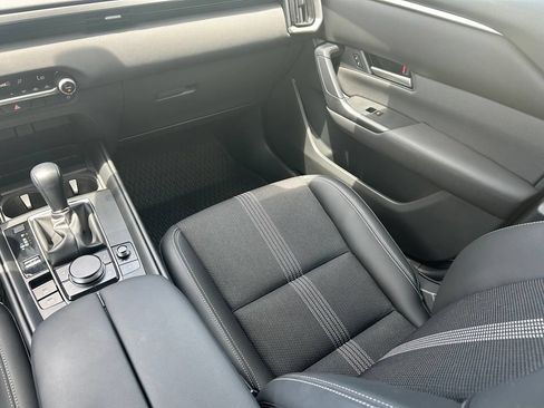 Used 2024 MAZDA CX-50 AWD 2.5 S w/ Weather Package image 11