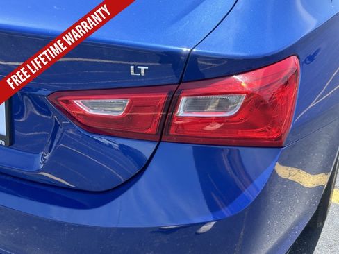 Used 2023 Chevrolet Malibu LT FWD image 11