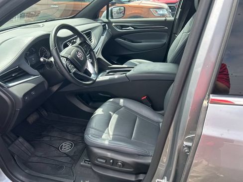 Used 2024 Buick Enclave Essence w/ Experience Buick Package AWD/4WD image 11
