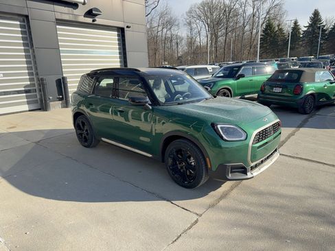 New 2026 MINI Cooper Countryman S image 2