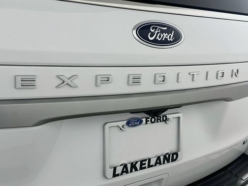 Used 2023 Ford Expedition Max XLT RWD image 28