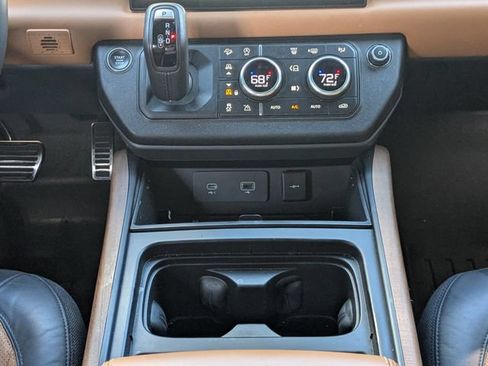 Used 2024 Land Rover Defender 130 X AWD/4WD image 18