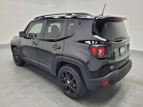 Used 2021 Jeep Renegade Latitude FWD image 3