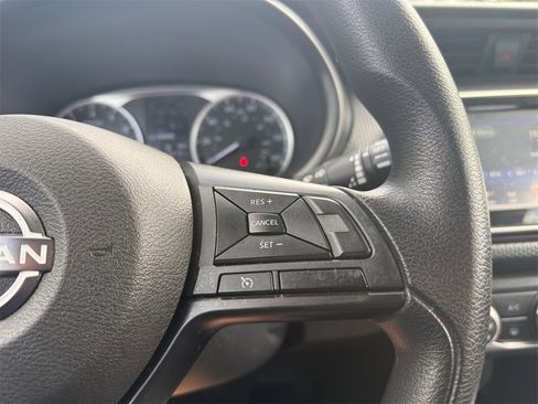 Used 2023 Nissan Kicks S image 22