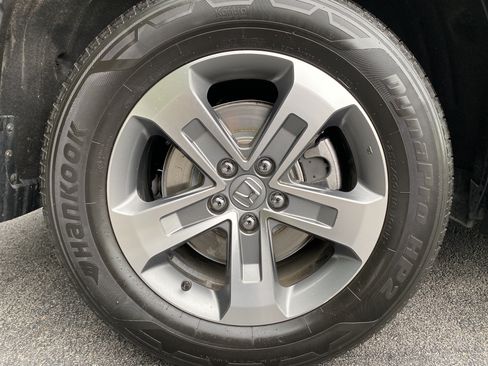 Used 2023 Honda Pilot EX-L image 40