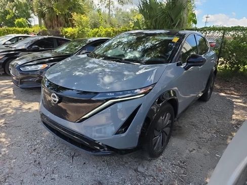 Used 2024 Nissan Ariya AWD image 2