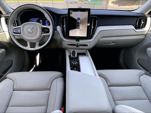 New 2026 Volvo XC60 T8 Ultra w/ Climate Package AWD/4WD image 7