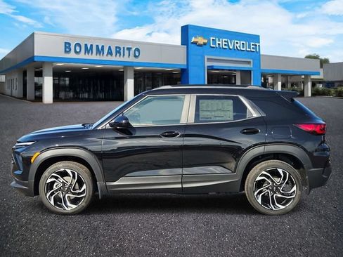 New 2026 Chevrolet TrailBlazer RS w/ Convenience Package AWD/4WD image 2