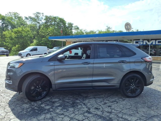 Used 2022 Ford Edge ST-Line w/ Class II Trailer Tow Package AWD/4WD image 12