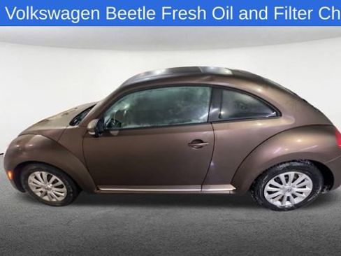 Used 2012 Volkswagen Beetle 2.5 image 5