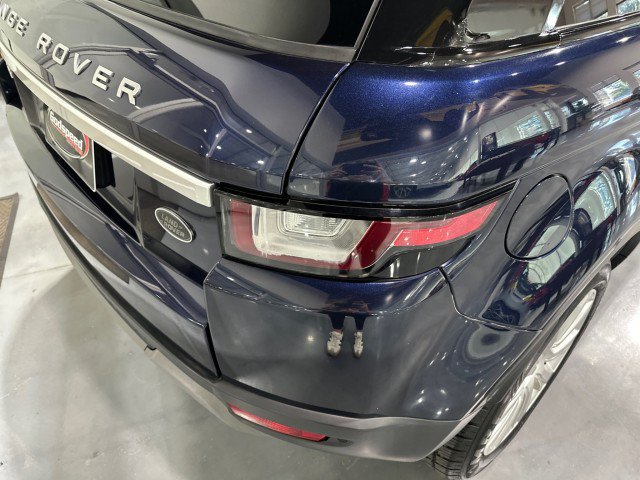 Used 2017 Land Rover Range Rover Evoque HSE AWD/4WD image 26