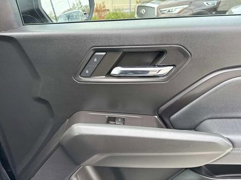 Used 2024 Chevrolet Colorado LT AWD/4WD image 14