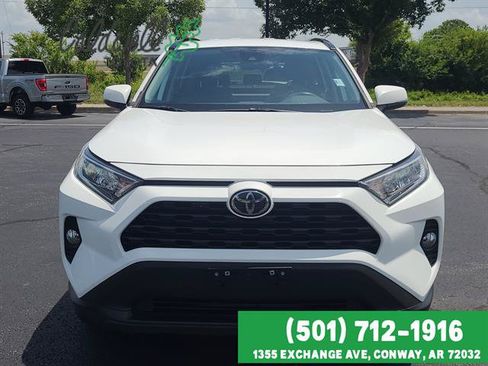 Used 2021 Toyota RAV4 XLE FWD image 2