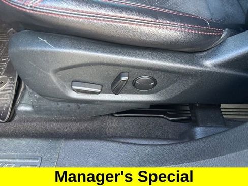 Used 2019 Ford Explorer XLT w/ Equipment Group 202A image 12