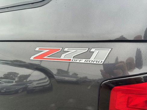 Used 2015 Chevrolet Silverado 2500 LTZ w/ LTZ Plus Package image 20