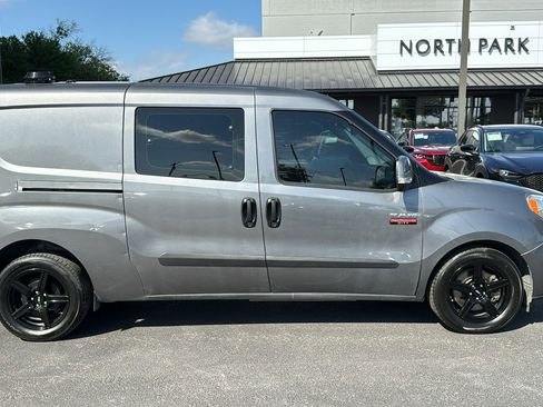 Used 2016 RAM ProMaster City Tradesman SLT w/ Rear Back-up Camera Group image 9