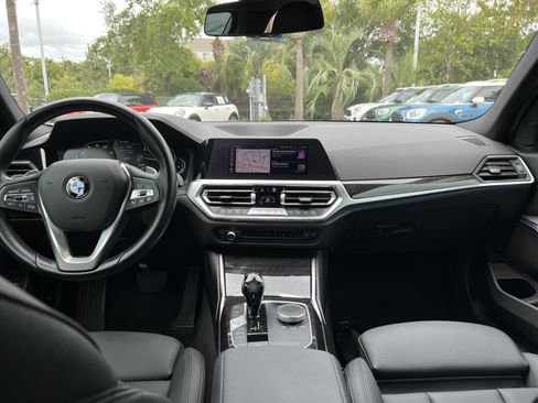 Used 2021 BMW 330i Sedan w/ Driving Assistance Package RWD image 29