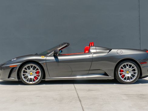 Used 2005 Ferrari F430 Spider RWD image 2