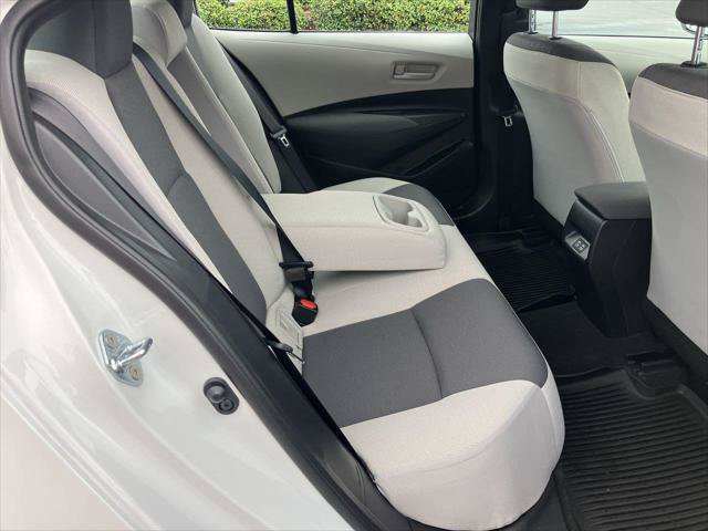 Certified 2025 Toyota Corolla LE FWD image 27