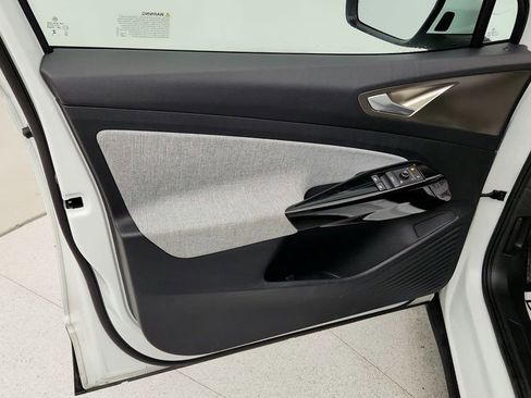 Used 2024 Volkswagen ID.4 2WD image 10