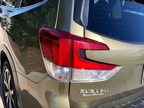 Used 2023 Subaru Forester Limited w/ Popular Package #2 AWD/4WD image 28