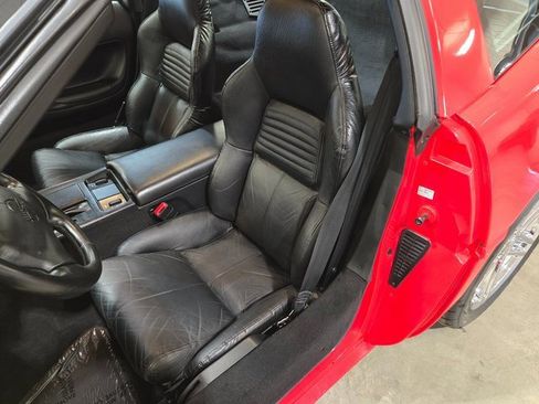 Used 1996 Chevrolet Corvette Coupe image 17