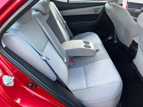 Used 2015 Toyota Corolla LE FWD image 14