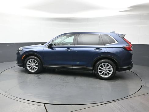 Used 2024 Honda CR-V EX image 3
