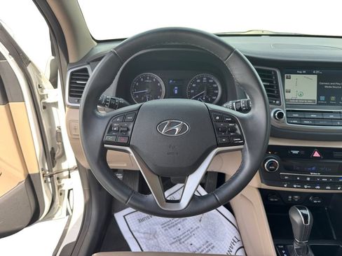 Used 2018 Hyundai Tucson SEL Plus AWD/4WD image 12