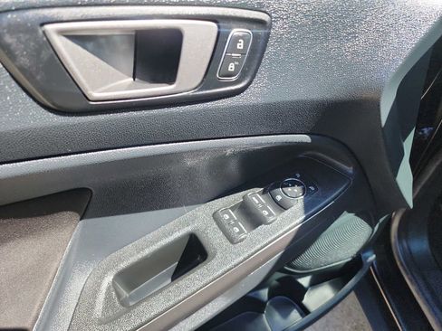 Used 2020 Ford EcoSport SE image 13
