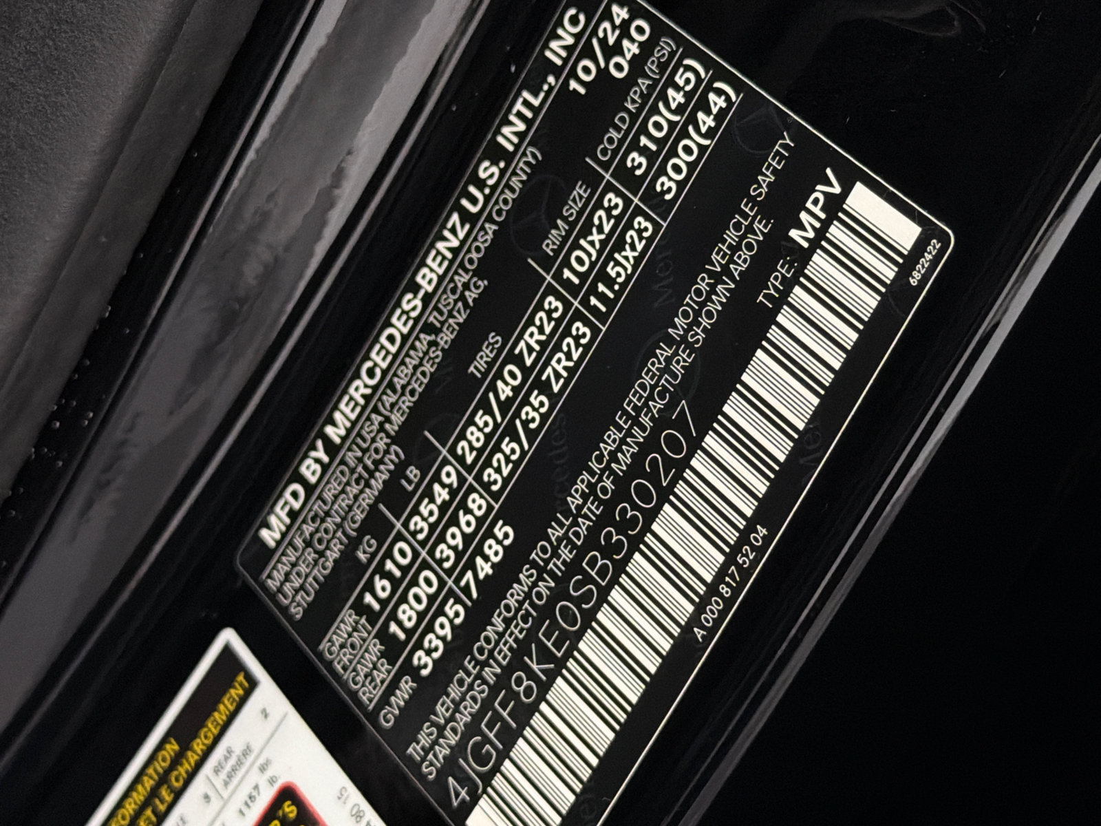 Used 2025 Mercedes-Benz GLS 63 AMG 4MATIC image 28