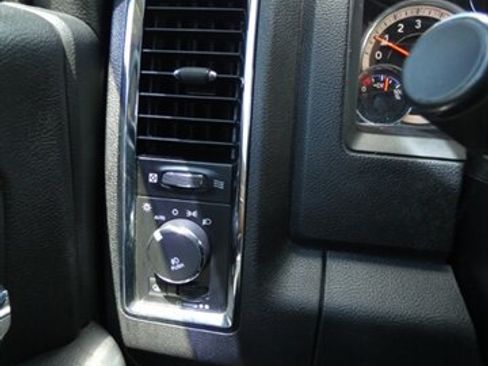 Used 2015 RAM 2500 Laramie w/ Protection Group AWD/4WD image 25
