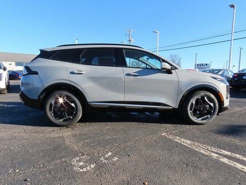 New 2026 Kia Sportage SX FWD image 8