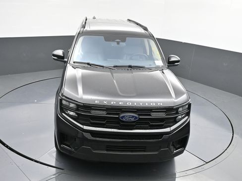 Used 2025 Ford Expedition Max Active image 31