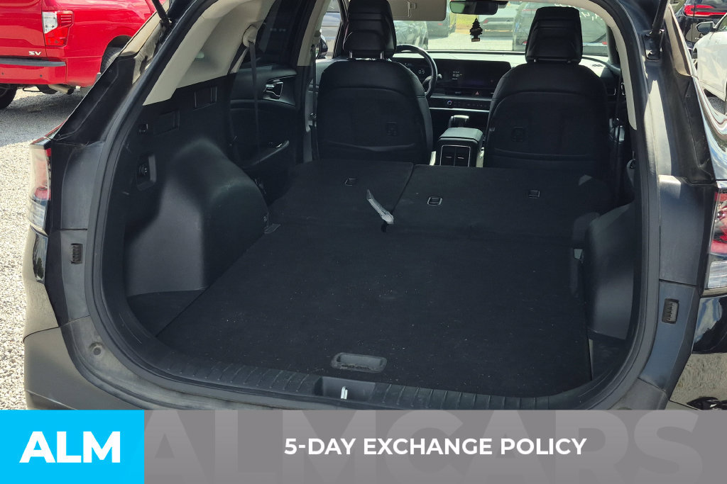 Used 2024 Kia Sportage EX FWD image 3