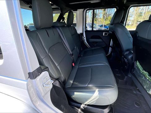 Used 2024 Jeep Wrangler High Altitude image 20