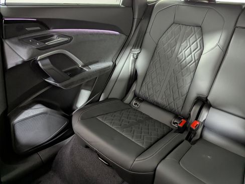 New 2025 Audi SQ5 Premium Plus image 12