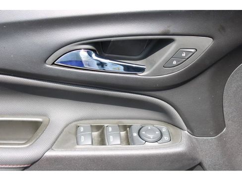 Used 2024 Chevrolet Equinox RS image 9