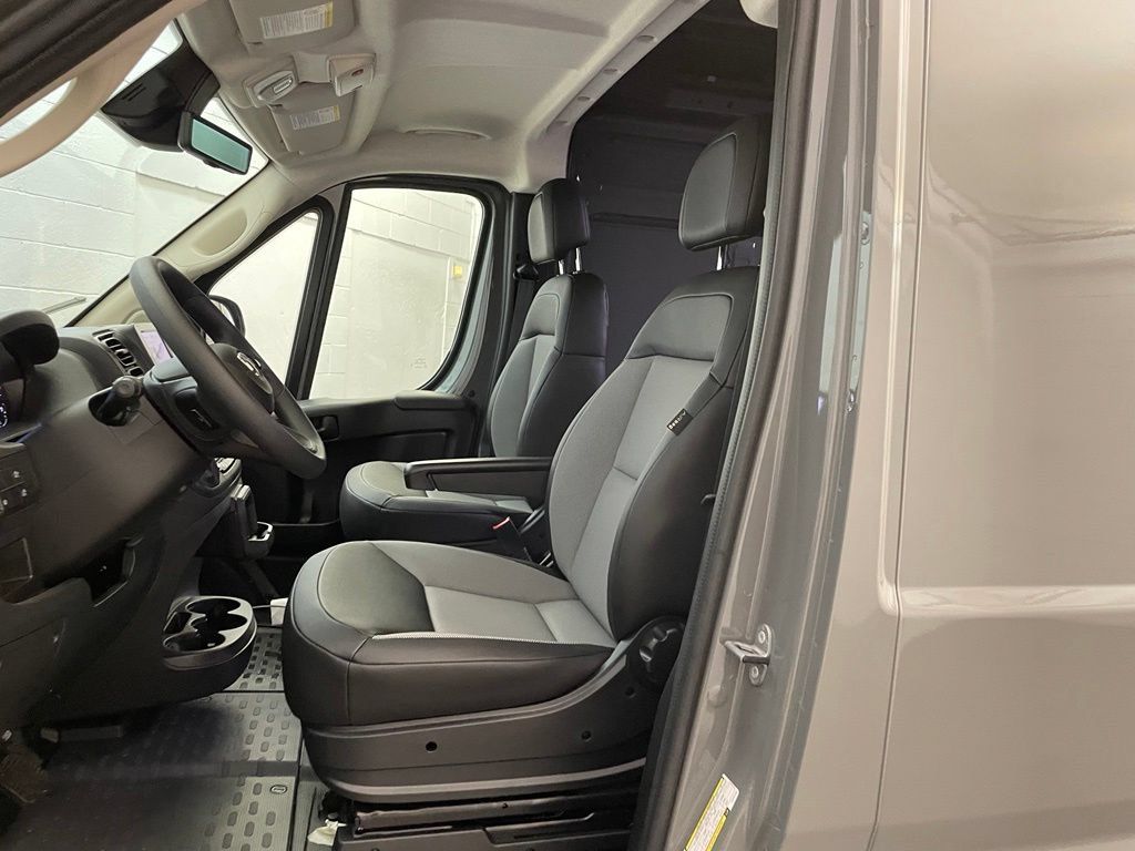 New 2026 RAM ProMaster 3500 w/ Safety Group FWD image 17