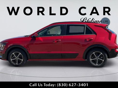 Used 2023 Kia Niro FWD image 9