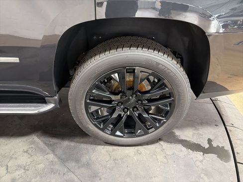 Used 2020 GMC Yukon Denali w/ Open Road Package AWD/4WD image 39