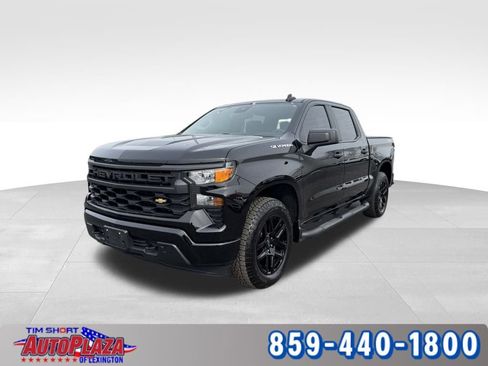 Used 2024 Chevrolet Silverado 1500 Custom image 1