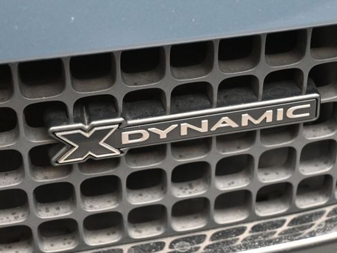 Certified 2023 Land Rover Defender 110 X-Dynamic SE image 9