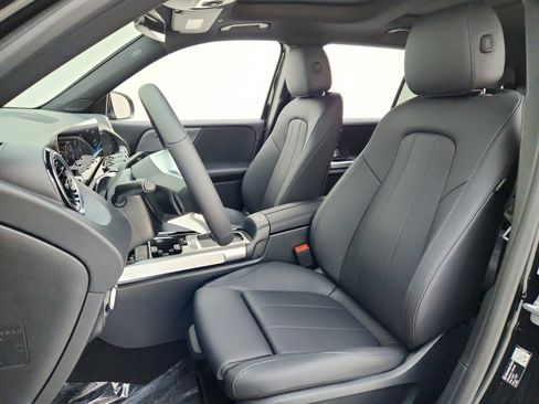 New 2026 Mercedes-Benz GLB 250 image 17